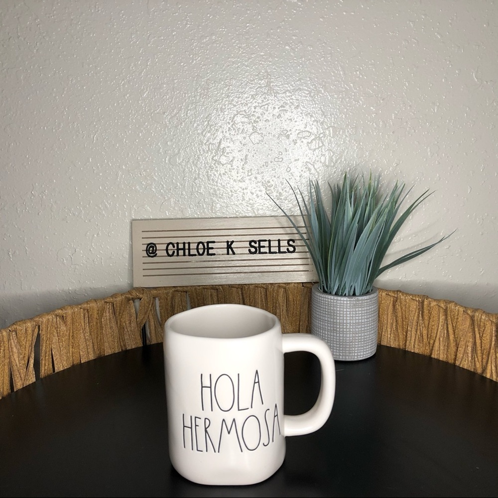 Rae Dunn HOLA HERMOSA mug.